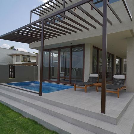 Araya Beach Casas Batangas Exterior foto