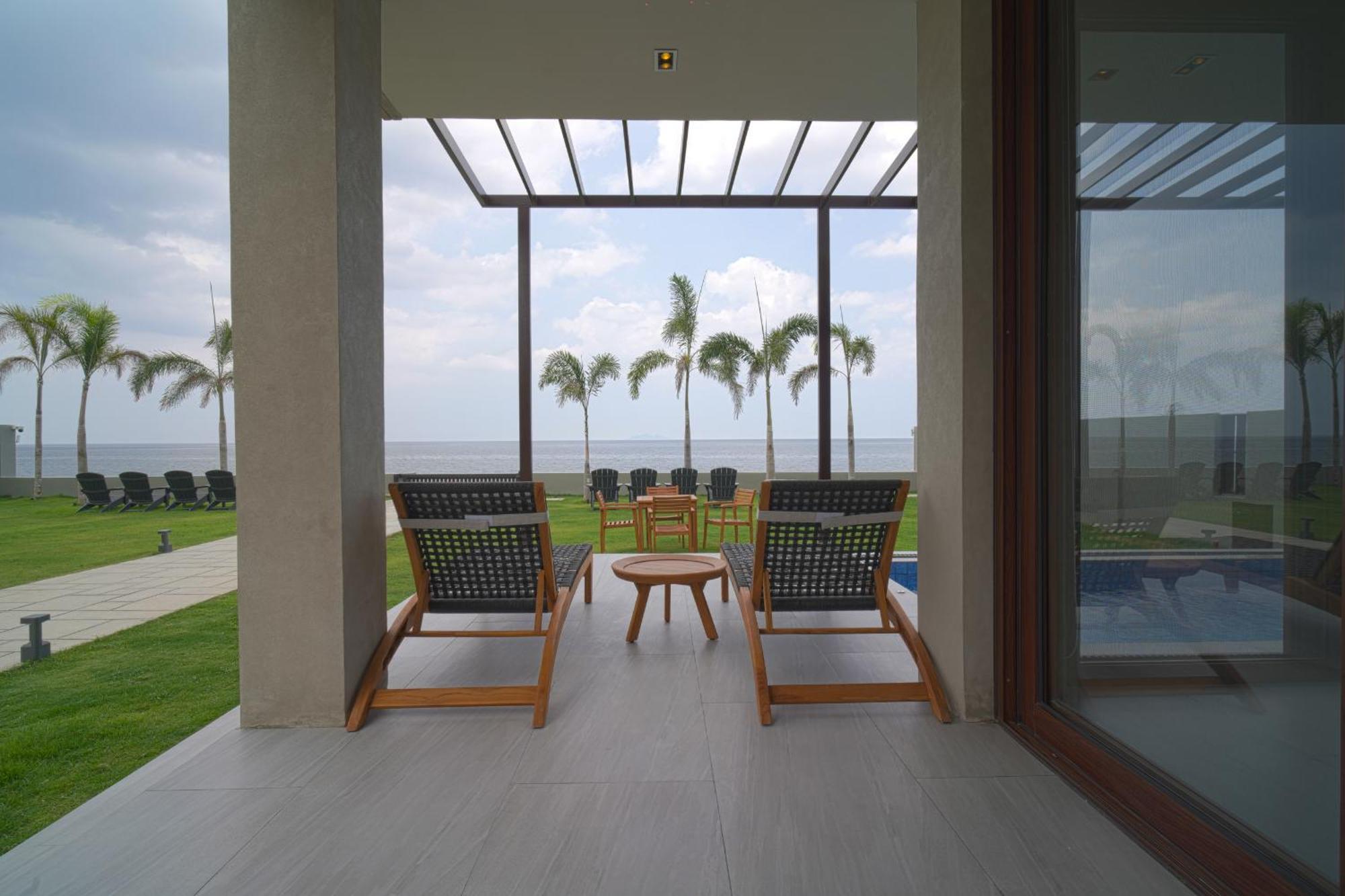 Araya Beach Casas Batangas Exterior foto